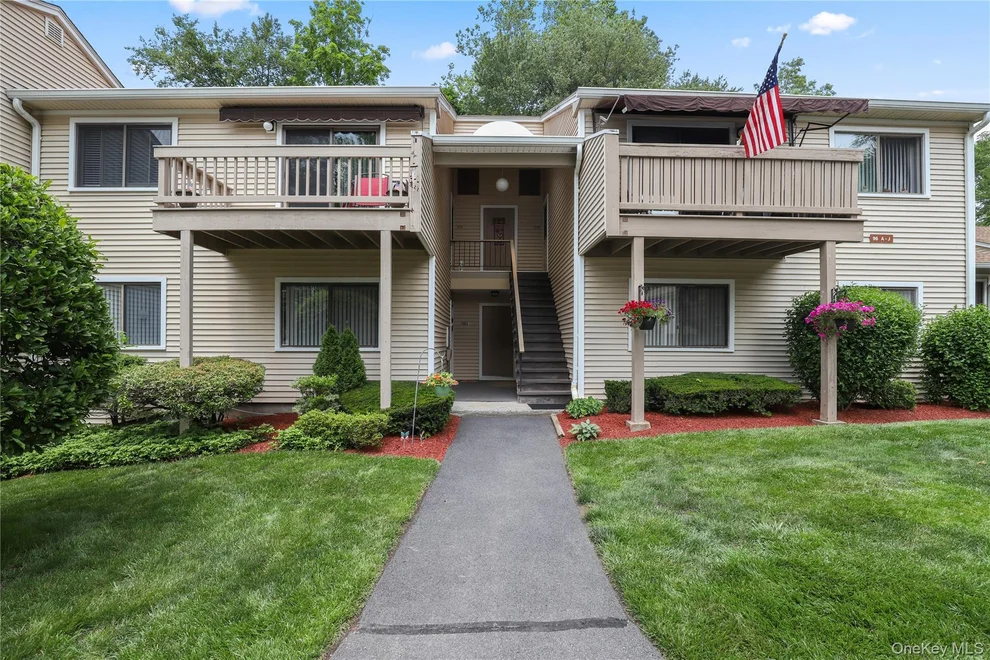 Unit for sale at 96 Molly Pitcher Lane, Yorktown, NY 10598