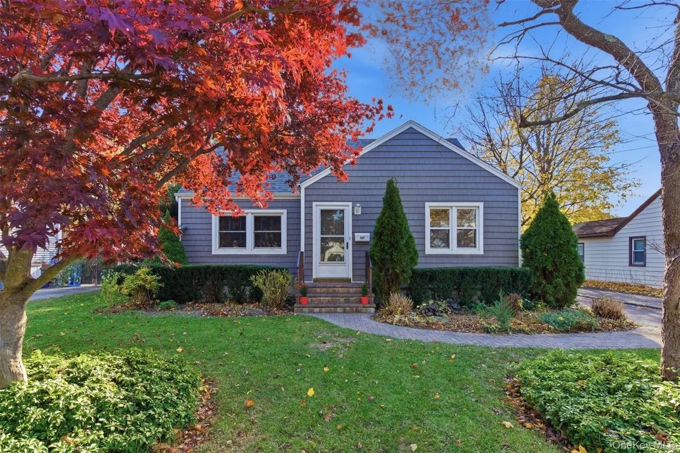 Unit for sale at 107 E 13th Street, Huntington, NY 11746