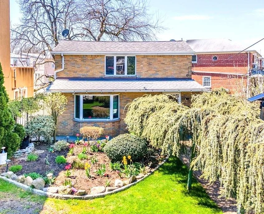 Unit for sale at 17-02 Clintonville Street, New York, NY 11357