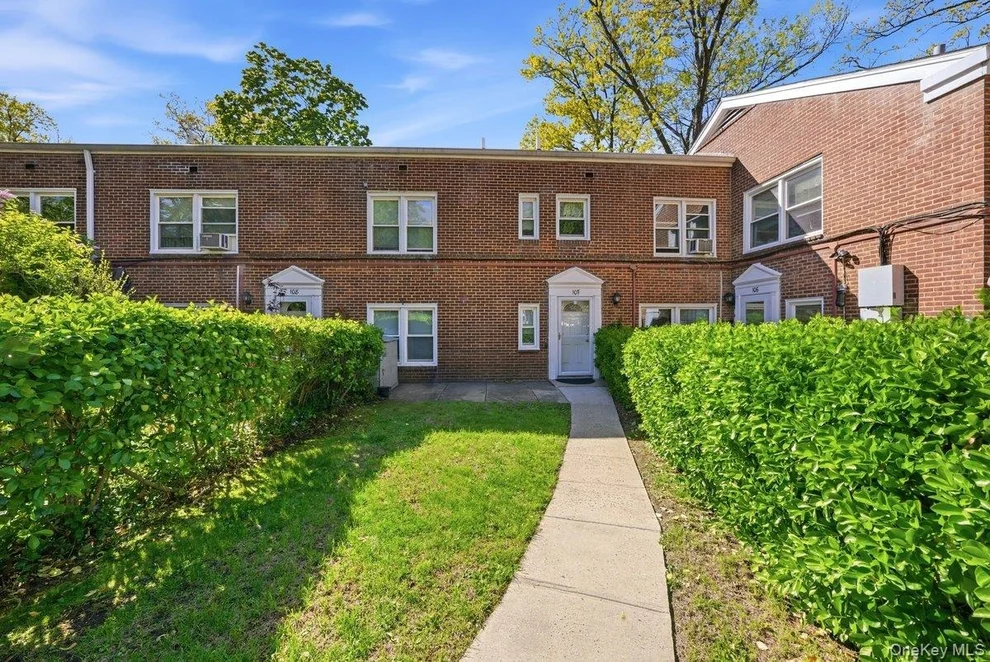Unit for sale at 107 Hilltop Acres, Yonkers, NY 10704