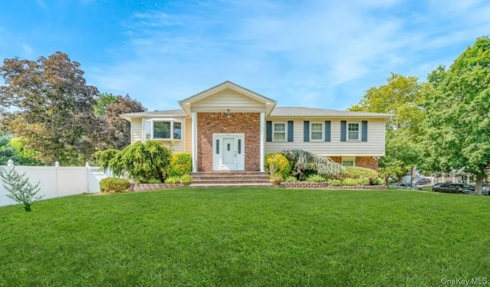 Unit for sale at 55 Cedar Road, Huntington, NY 11731