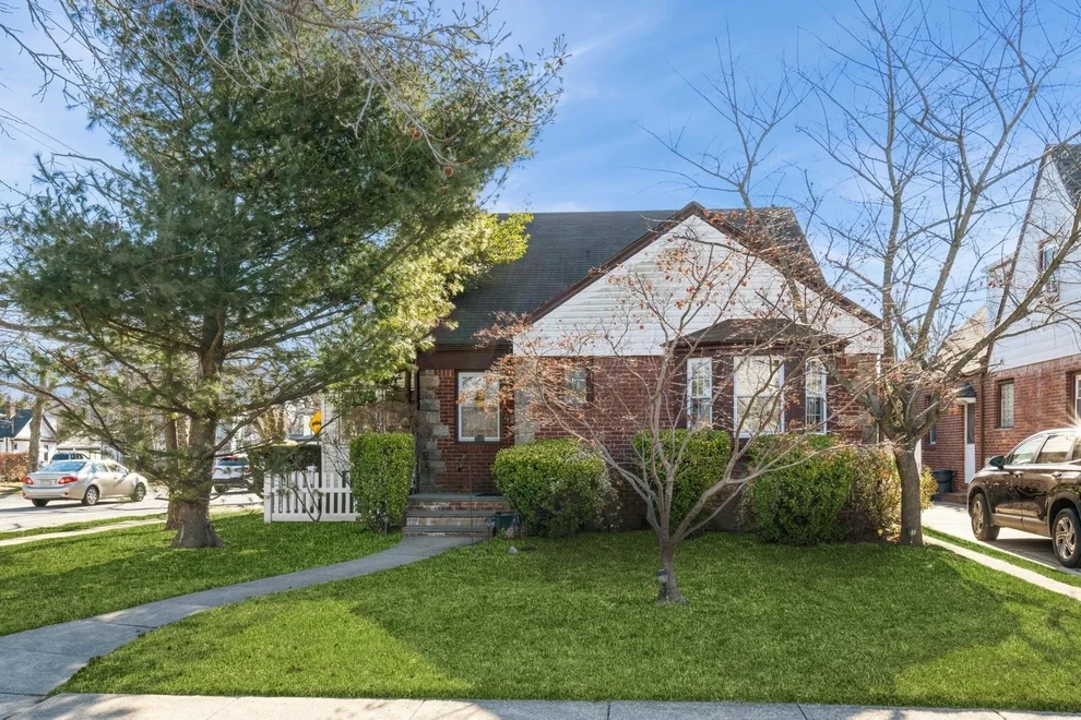 Unit for sale at 4 Ackley Avenue, Hempstead, NY 11565