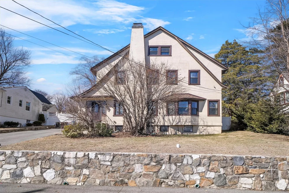 Unit for sale at 115 Winnebago Road, Yonkers, NY 10710