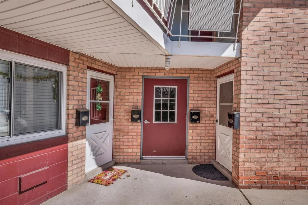Unit for sale at 400 Fulton Street, Oyster Bay, NY 054330