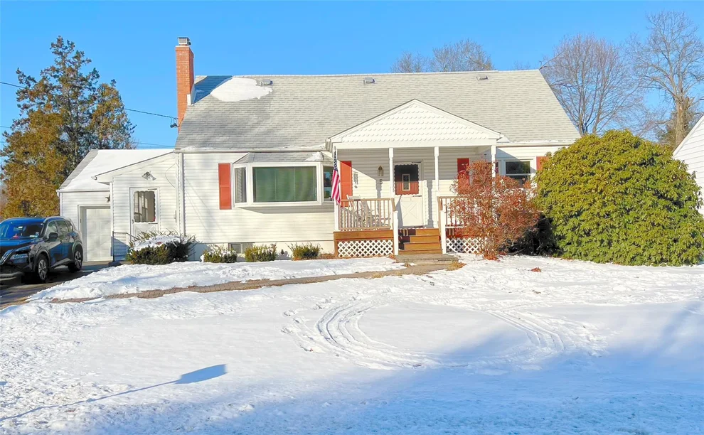 Unit for sale at 5 Alfred Drive, Poughkeepsie (Town), NY 12603
