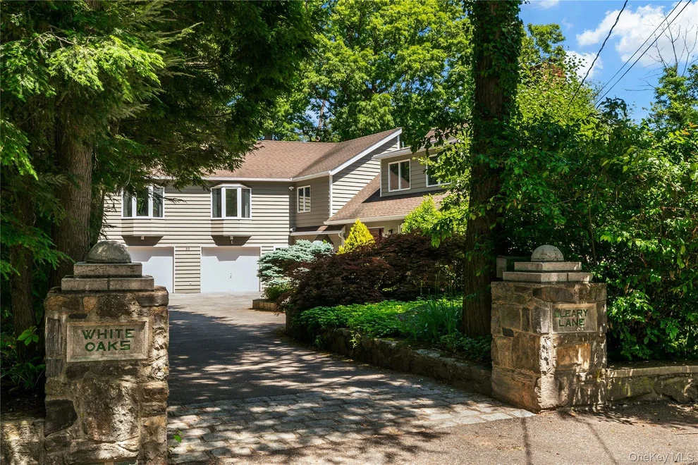 Unit for sale at 30 High Point Lane, Scarsdale, NY 10583