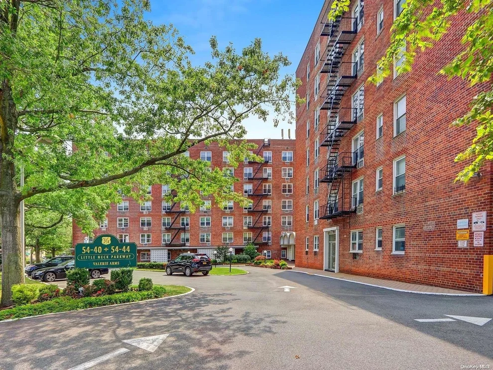 Unit for sale at 54-40 Little Neck Parkway, Little Neck, NY 11362