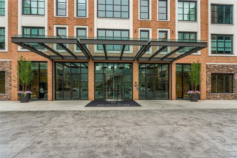Unit for sale at 100 Garvies Point Road, Glen Cove, NY 11542