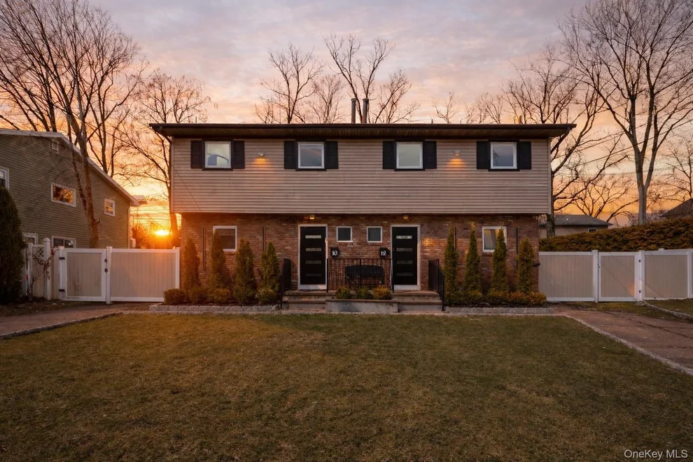 Unit for sale at 12 Sneden Court, Ramapo, NY 10977