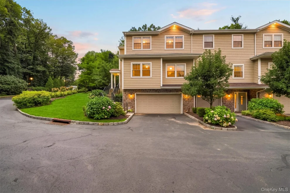 Unit for sale at 4 Preserve Court, Greenburgh, NY 10607