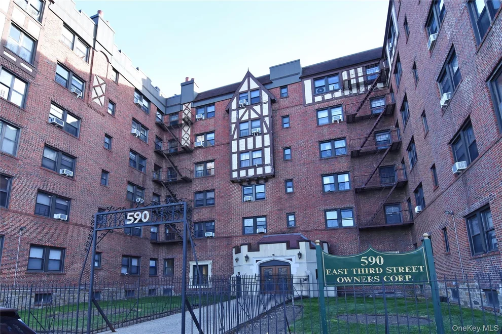 Unit for sale at 590 E 3rd Street, Mount Vernon, NY 10553
