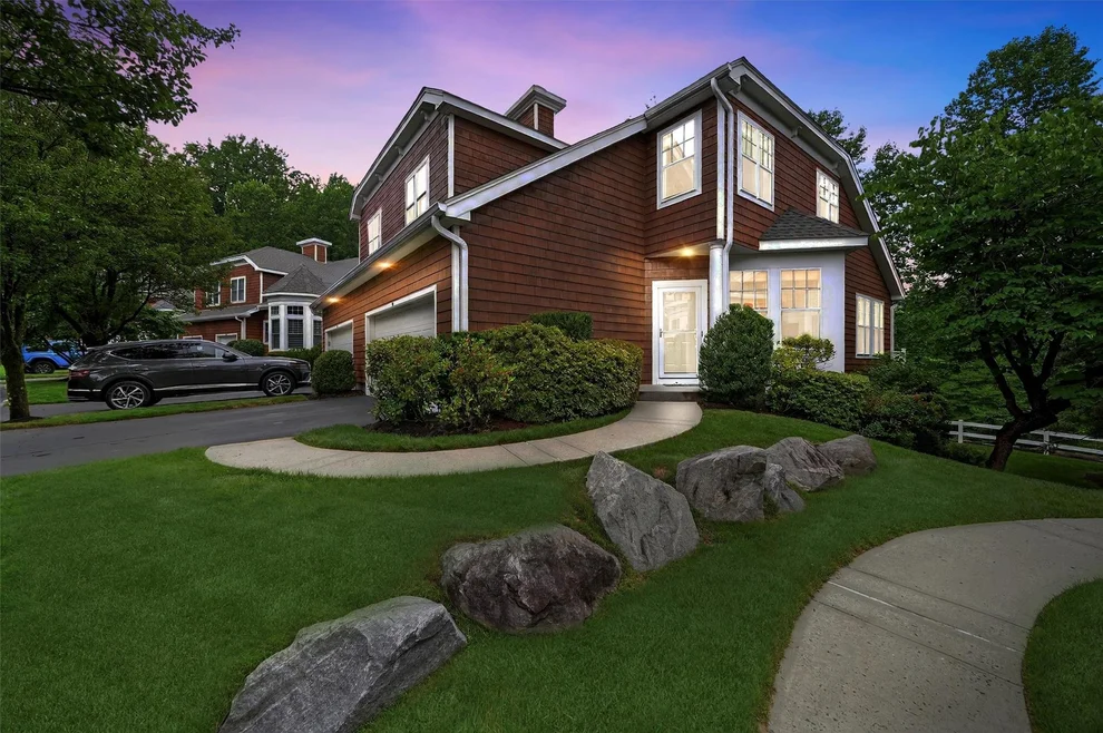Unit for sale at 28 Wyldwood Drive, Greenburgh, NY 10591
