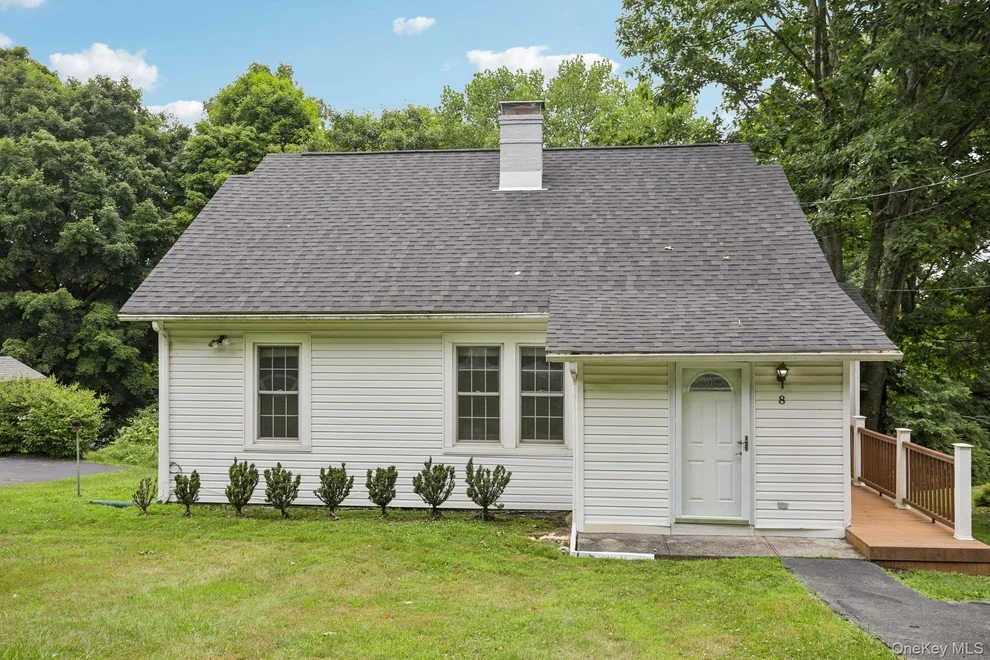 Unit for sale at 8 Sunset Heights, Monroe, NY 10950
