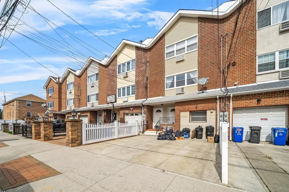 Unit for sale at 270 Robinson Avenue, New York, NY 10465