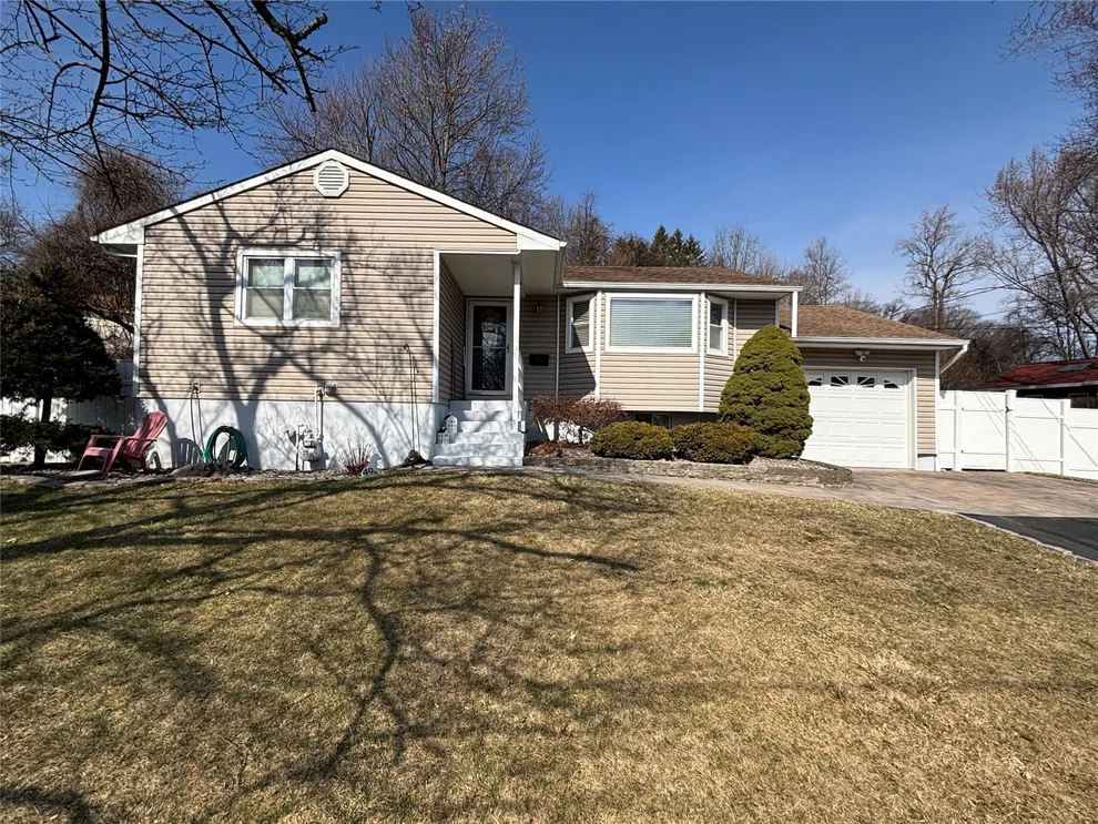 Unit for sale at 49 N Lexow Avenue, Clarkstown, NY 10954