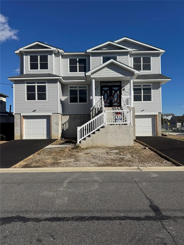 Unit for sale at 119 West Boulevard, Hempstead, NY 11518