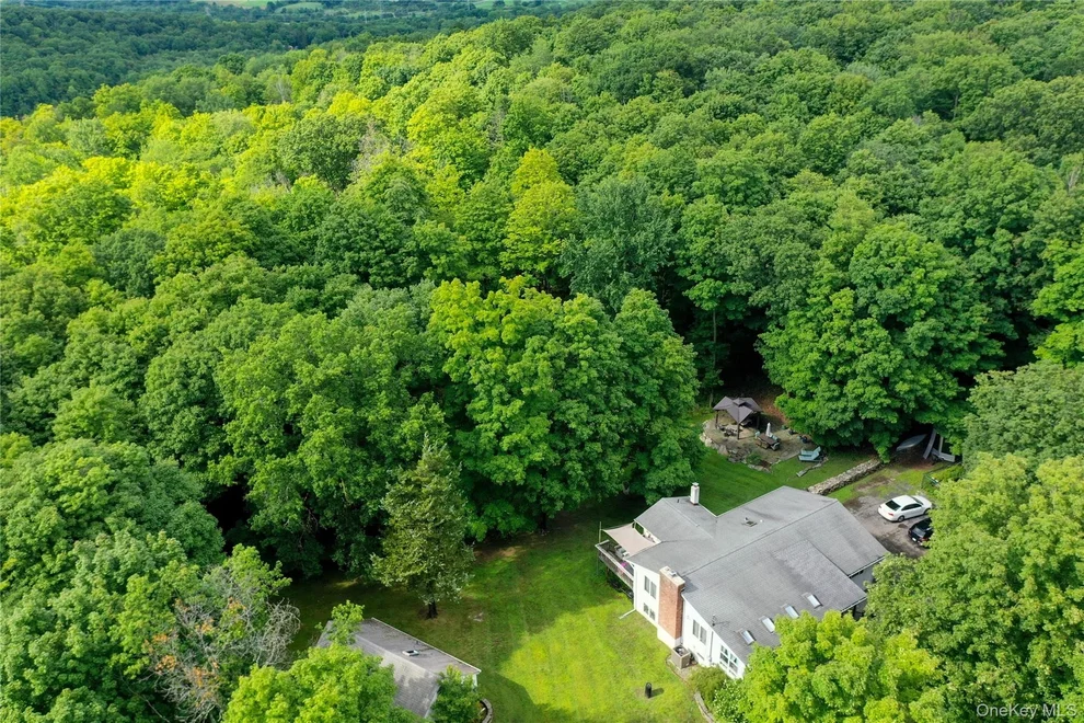 Unit for sale at 72 Old Quaker Hill Road, Blooming Grove, NY 10950