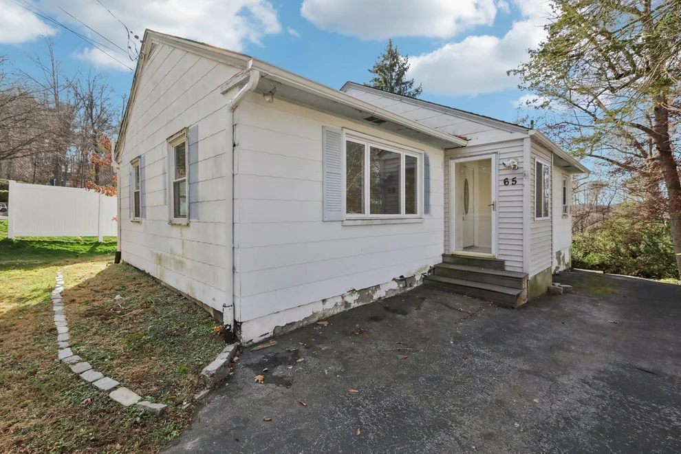 Unit for sale at 65 South Hill, Cortlandt, NY 10567