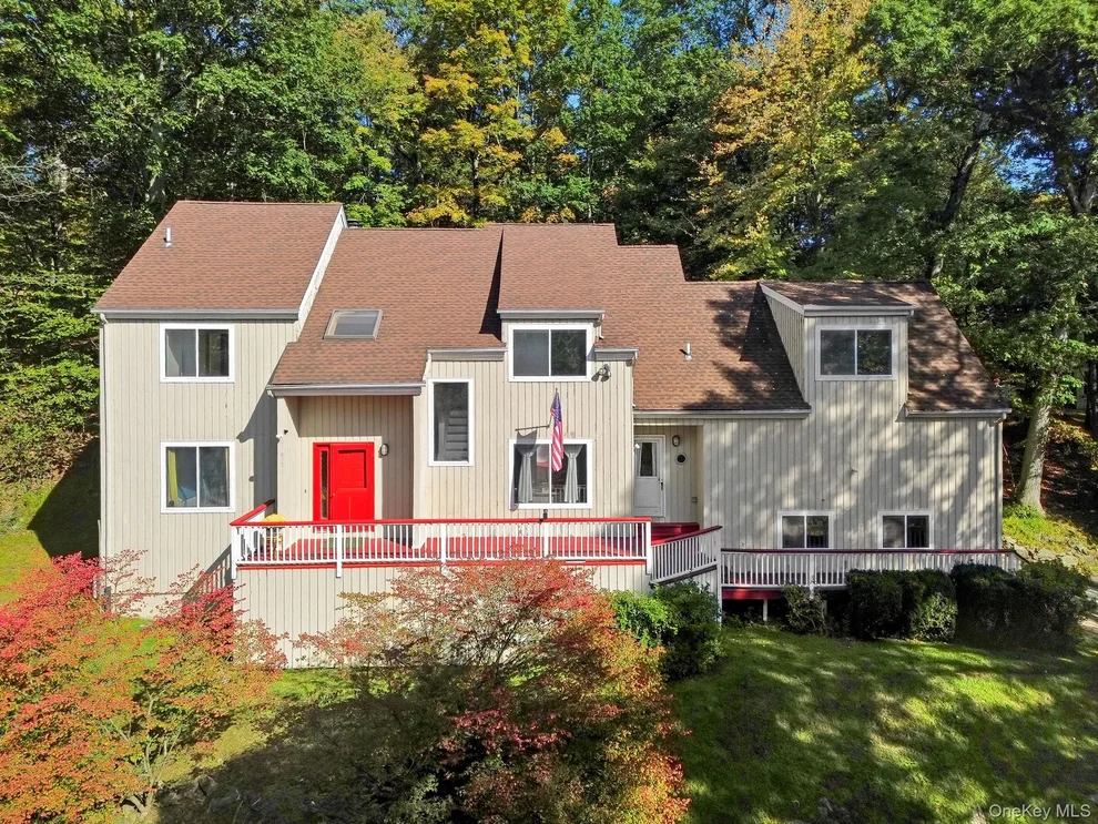 Unit for sale at 3 Fox Den Lane, North Salem, NY 10560