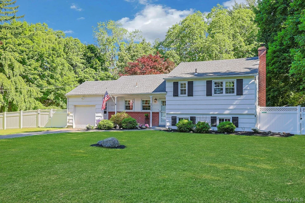 Unit for sale at 2798 Holly Drive, Yorktown, NY 10598