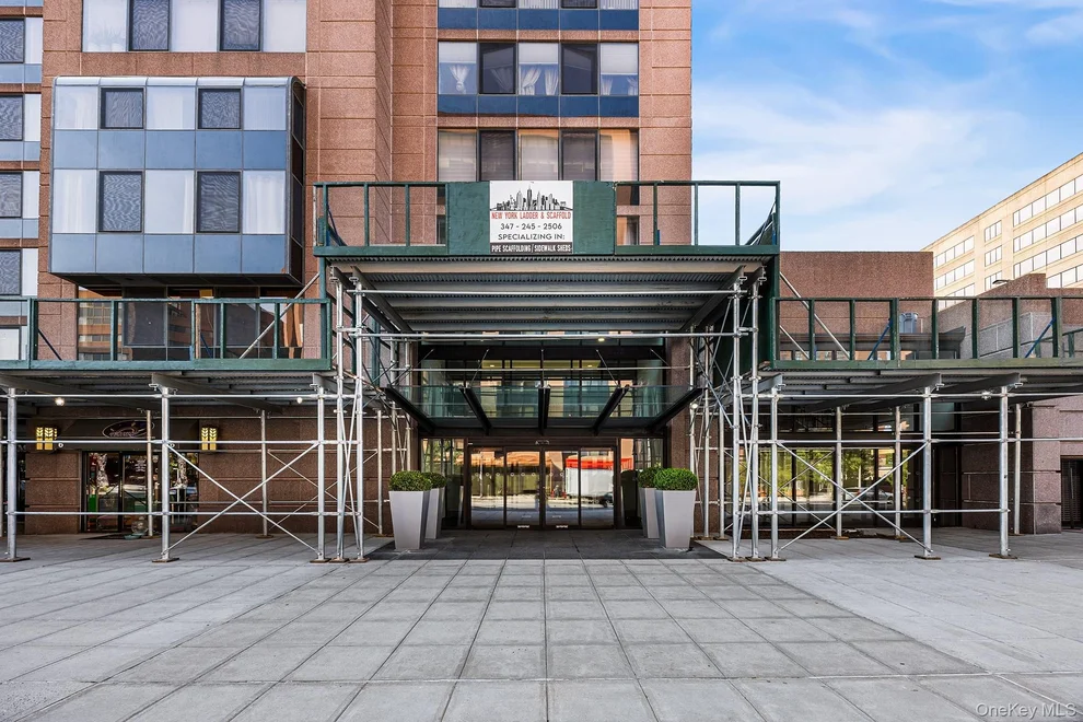 Unit for sale at 4 Martine Avenue, White Plains, NY 10606