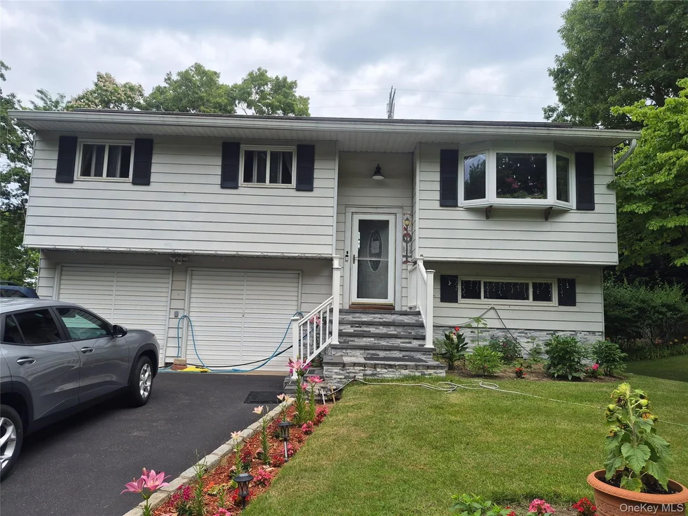 Unit for sale at 4401 Express Drive N, Islip, NY 11779