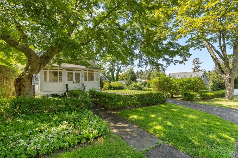 Unit for sale at 98 Westlake Drive, Mount Pleasant, NY 10595