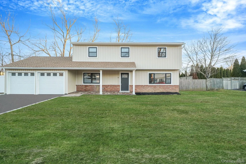 Unit for sale at 12 Chelmsford Drive, Babylon, NY 11798