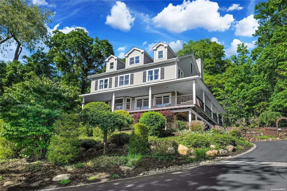 Unit for sale at 6 Bayview Terrace, Huntington, NY 11768