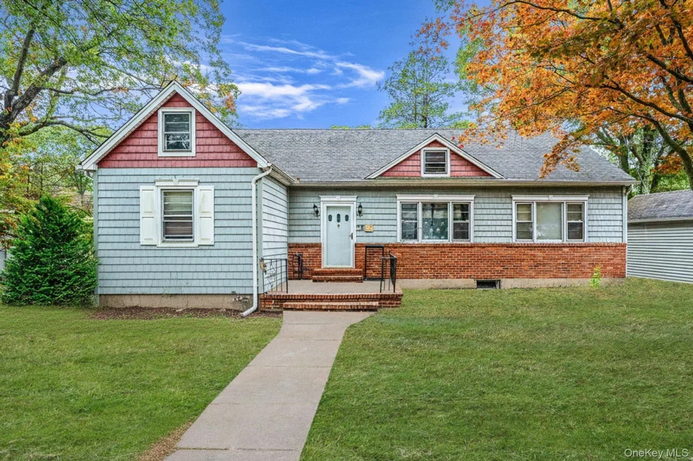 Unit for sale at 34 Rose Court, Smithtown, NY 11787