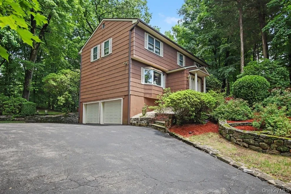 Unit for sale at 26 Westminster Drive, Cortlandt, NY 10520