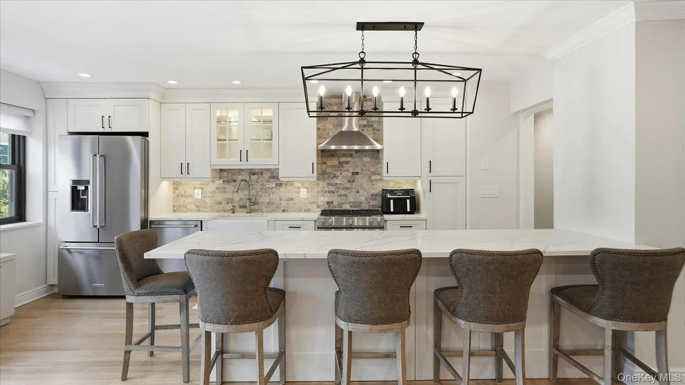 Unit for sale at 22 Park Place, North Hempstead, NY 11021