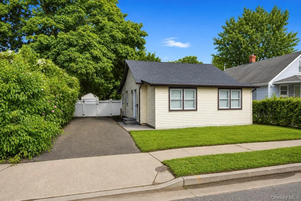 Unit for sale at 31 Oakland Avenue, Brookhaven, NY 11776