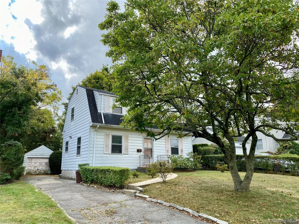 Unit for sale at 208 Lincoln Avenue, Eastchester, NY 10709