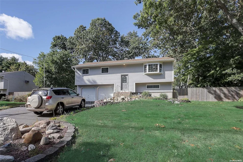 Unit for sale at 24 Shenandoah Boulevard, Brookhaven, NY 11776