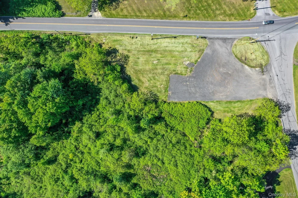 Unit for sale at 55 Cross Road, Marlboro, NY 12542