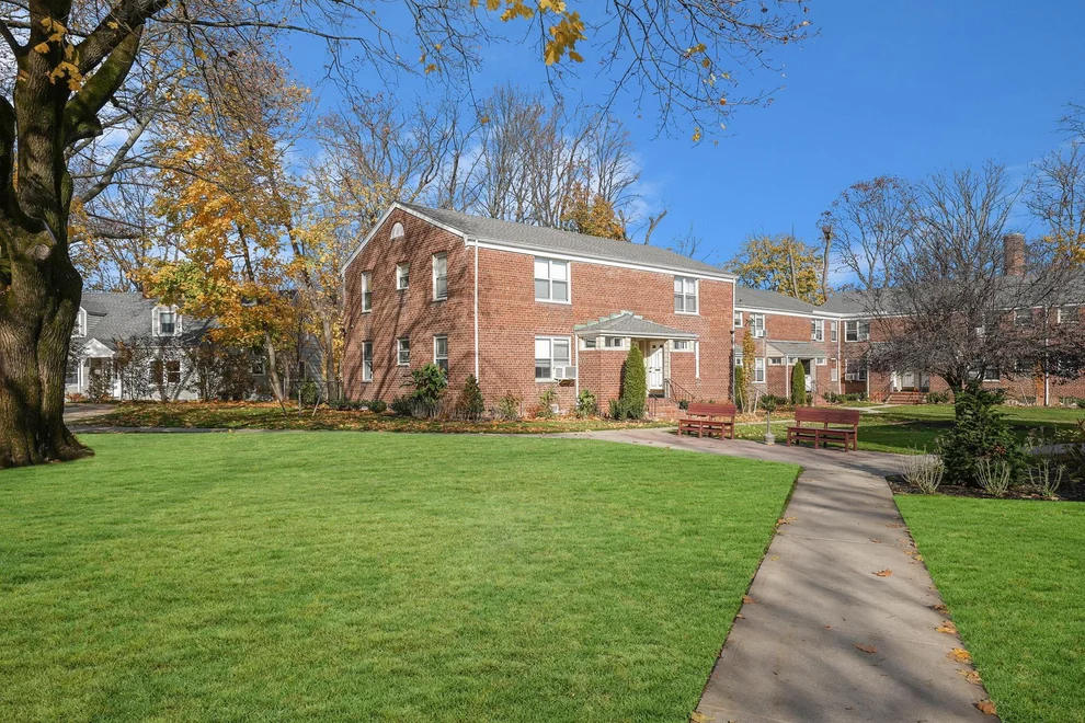 Unit for sale at 99 Edwards Street, North Hempstead, NY 11577