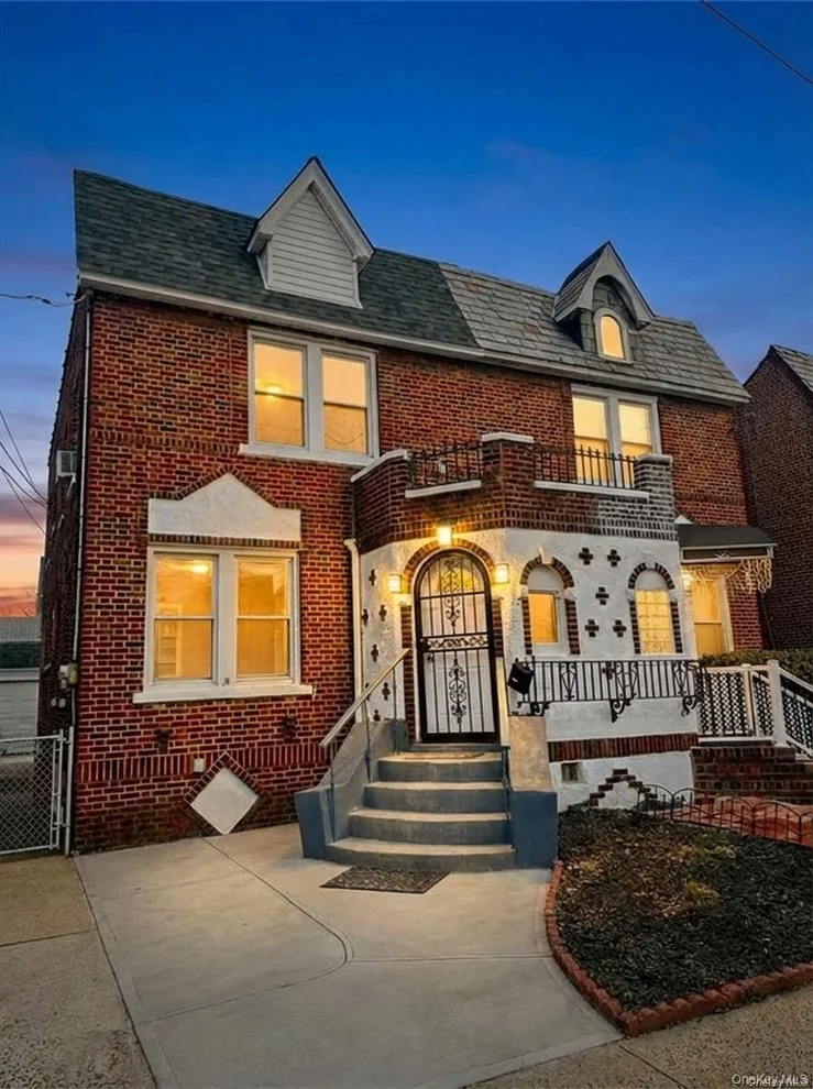 Unit for sale at 95-27 239th Street, Hempstead, NY 11001