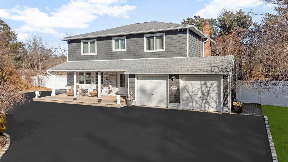 Unit for sale at 1120 Carlls Straight Path, Huntington, NY 11746