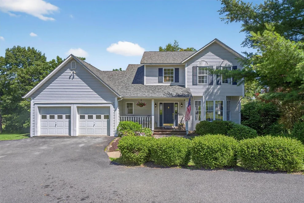 Unit for sale at 11 Walden Court, Wawayanda, NY 10958