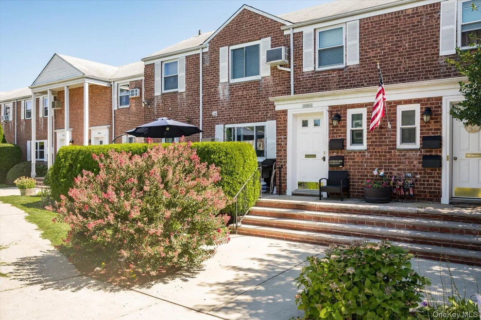 Unit for sale at 72-29 Little Neck Parkway, New York, NY 11004