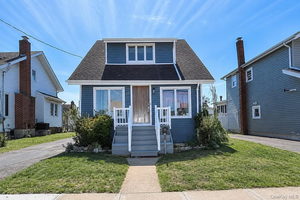 Unit for sale at 17 Ray Street, Hempstead, NY 11520