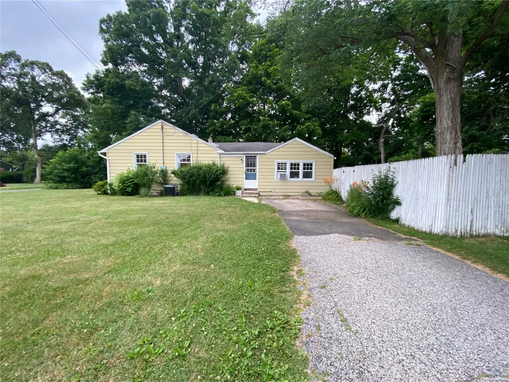 Unit for sale at 41 Chenango Drive, Islip, NY 11706