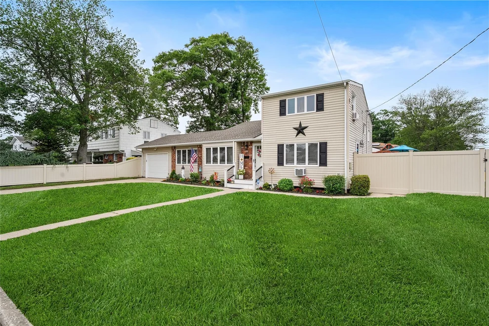 Unit for sale at 337 W 17th Street, Babylon, NY 11729