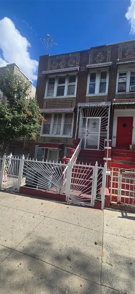 Unit for sale at 1348 Elder Avenue, New York, NY 10472