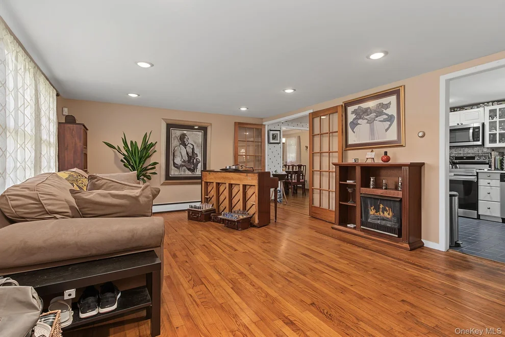 Unit for sale at 11 Fleetwood Drive, Goshen, NY 10924