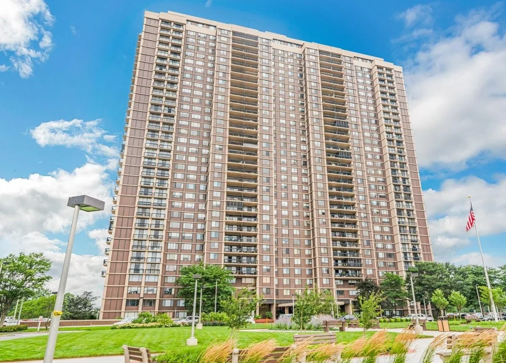 Unit for sale at 27010 Grand Central Parkway, New York, NY 11005