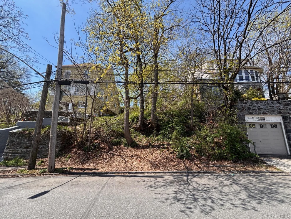 Unit for sale at 422 Nuber Avenue, Mount Vernon, NY 10553