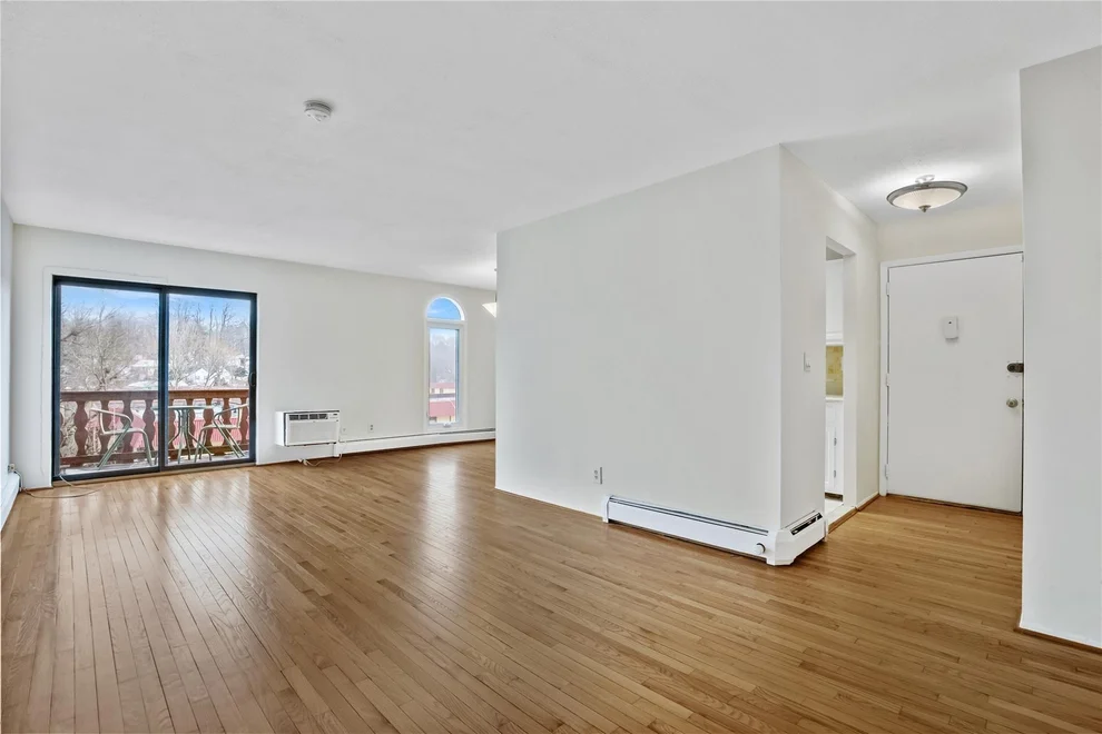 Unit for sale at 18 Granada Crescent, Greenburgh, NY 10603