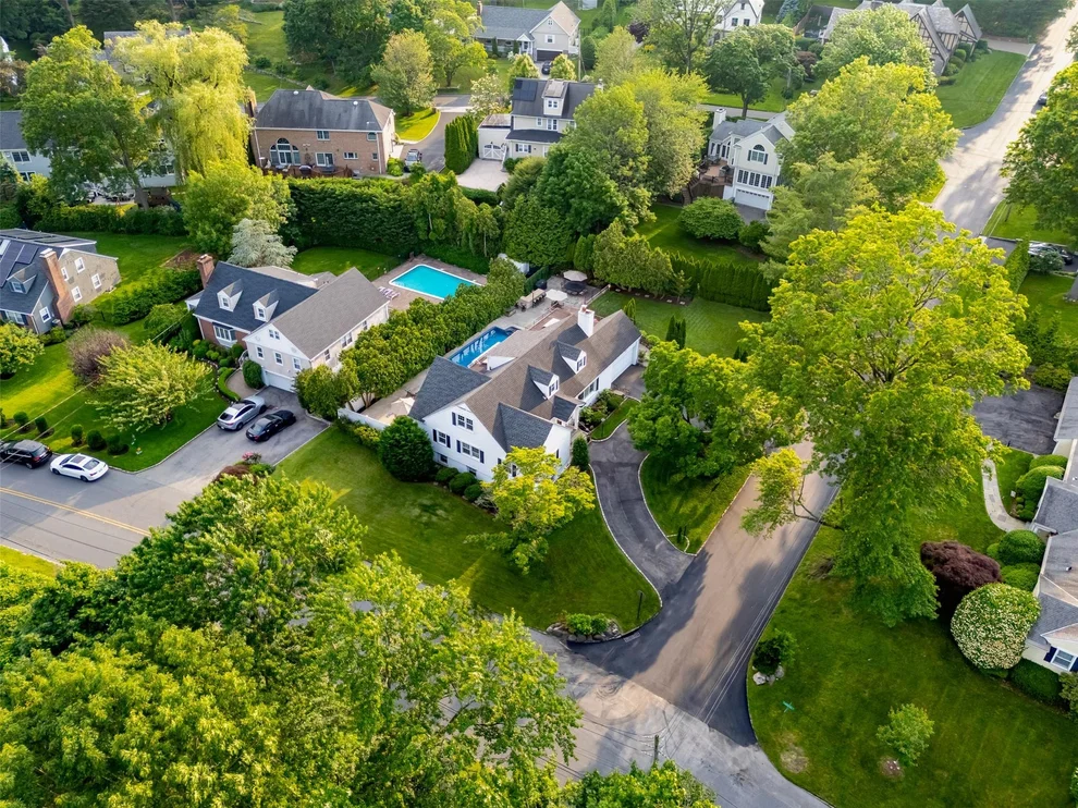 Unit for sale at 22 Buena Vista Road, Eastchester, NY 10709